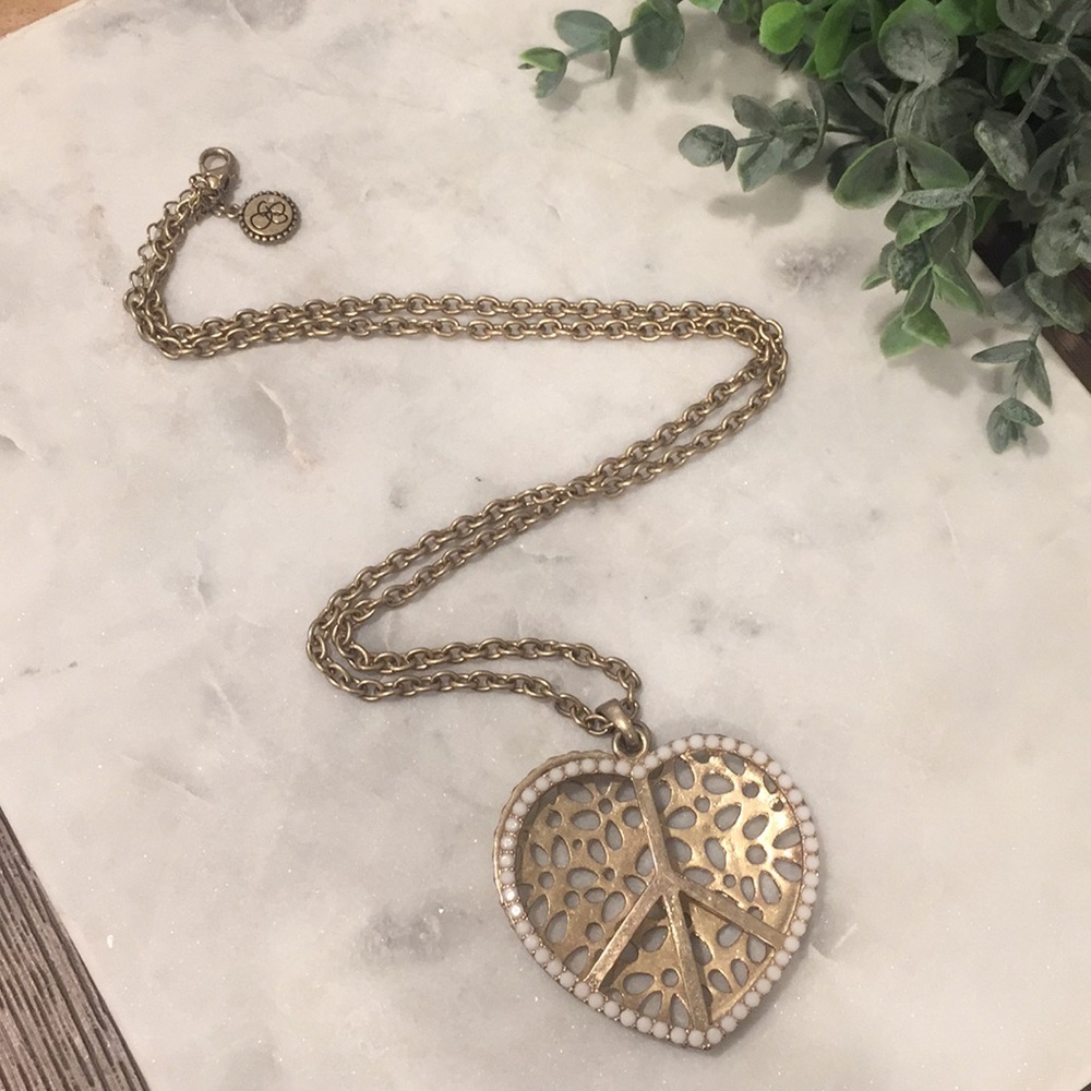 🛍 4 for $8 jewelry bundle: necklace